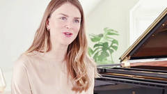 Jazz pianist Maren Selvaag: How does her Steinway inspire her? Jazz pianist Maren Selvaag: How does her Steinway inspire her?