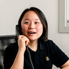 Planning and coordinating in the Steinway manufactory with Sunjin Kim. Planning and coordinating in the Steinway manufactory with Sunjin Kim.