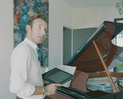 Spirio lover: Vincent lets his grand piano play for him. Spirio lover: Vincent lets his grand piano play for him.