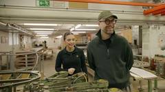 Steinway Manufakturführung in Hamburg mit Mark Forster. Steinway Manufakturführung in Hamburg mit Mark Forster.