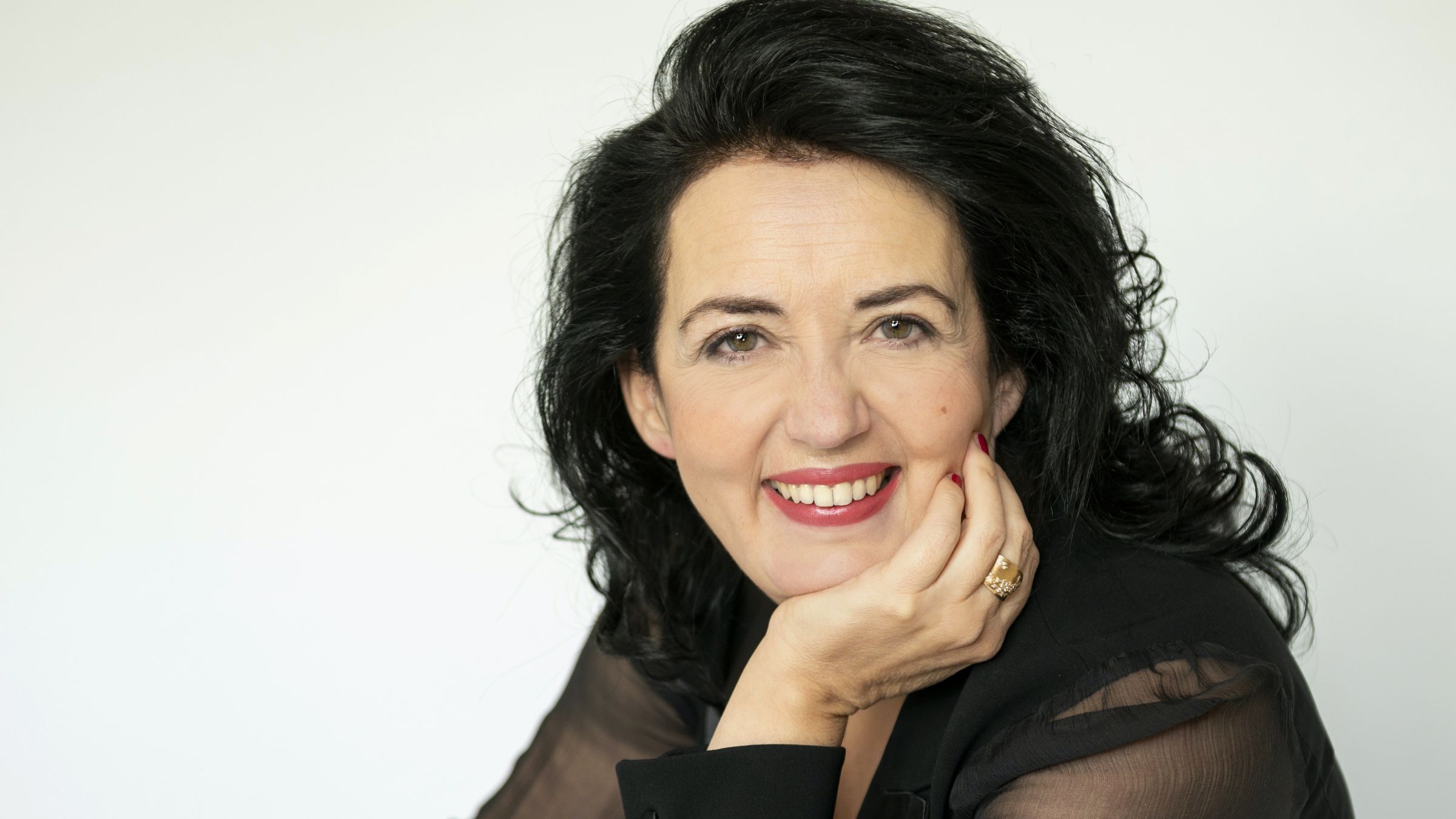 Anne-Rose Terebesi - 1 Anne-Rose Terebesi - 1