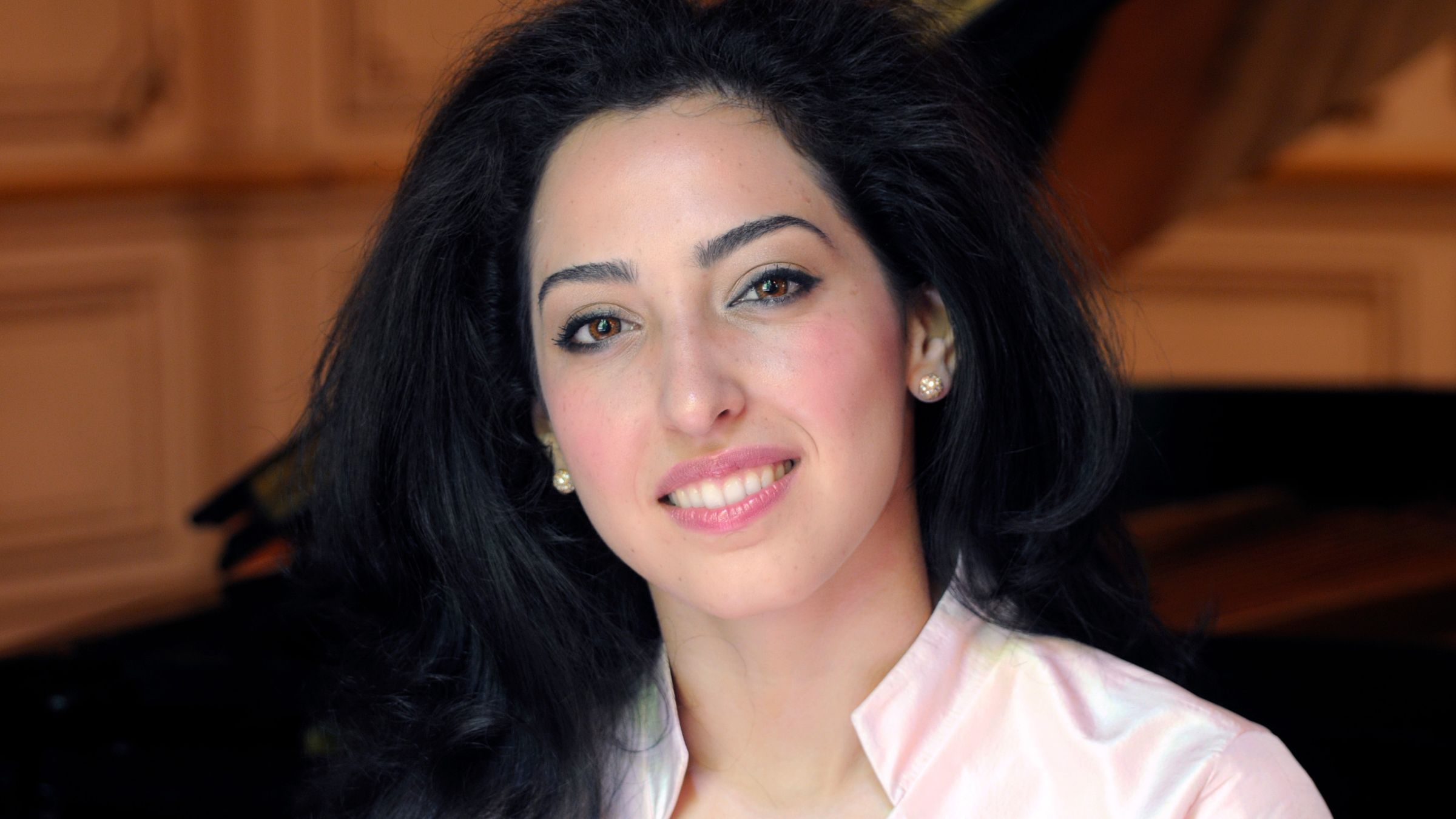 Sara Daneshpour - 1 Sara Daneshpour - 1
